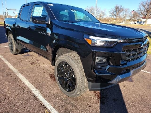 new 2024 Chevrolet Colorado car, priced at $45,509