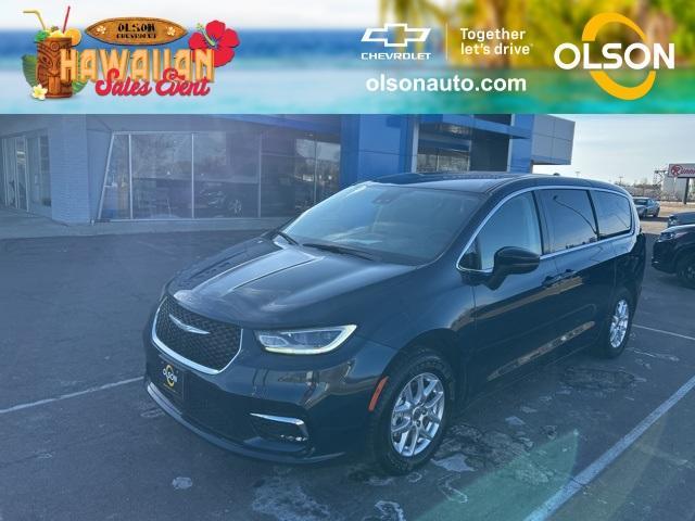 used 2023 Chrysler Pacifica car, priced at $24,699