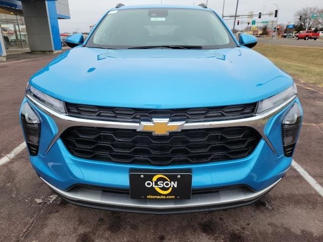 new 2025 Chevrolet Trax car, priced at $24,099