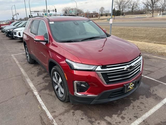 used 2022 Chevrolet Traverse car, priced at $35,699