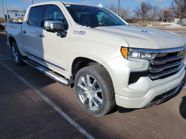 new 2025 Chevrolet Silverado 1500 car, priced at $68,887