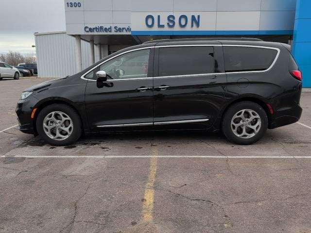 used 2022 Chrysler Pacifica car, priced at $25,969