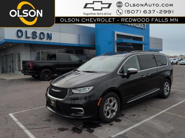 used 2022 Chrysler Pacifica car, priced at $25,969