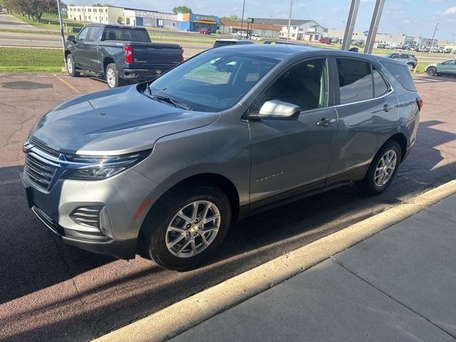 new 2024 Chevrolet Equinox car, priced at $29,798