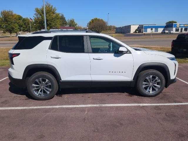 new 2025 Chevrolet Equinox car, priced at $33,923