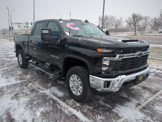 new 2025 Chevrolet Silverado 3500 car, priced at $69,100