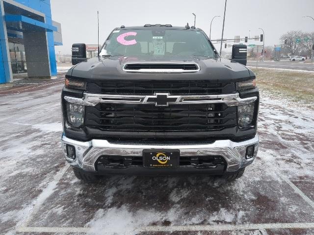 new 2025 Chevrolet Silverado 3500 car, priced at $69,100