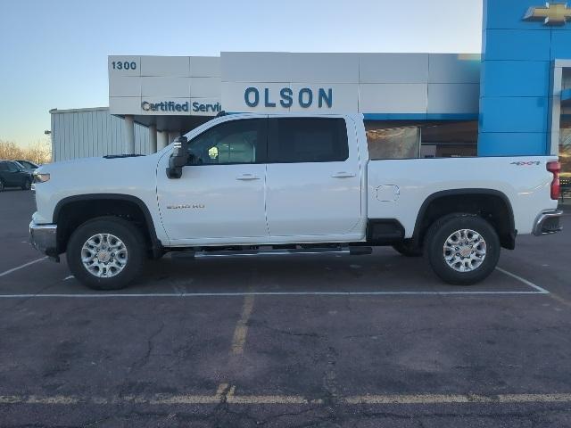 new 2025 Chevrolet Silverado 3500 car, priced at $70,747