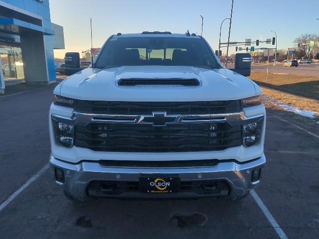 new 2025 Chevrolet Silverado 3500 car, priced at $70,747