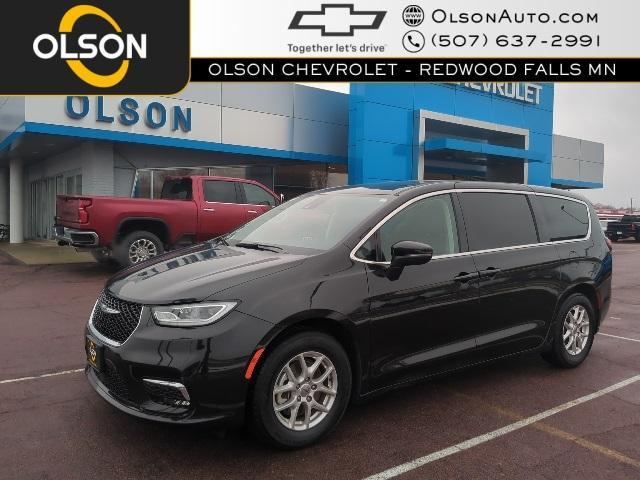 used 2023 Chrysler Pacifica car, priced at $24,799