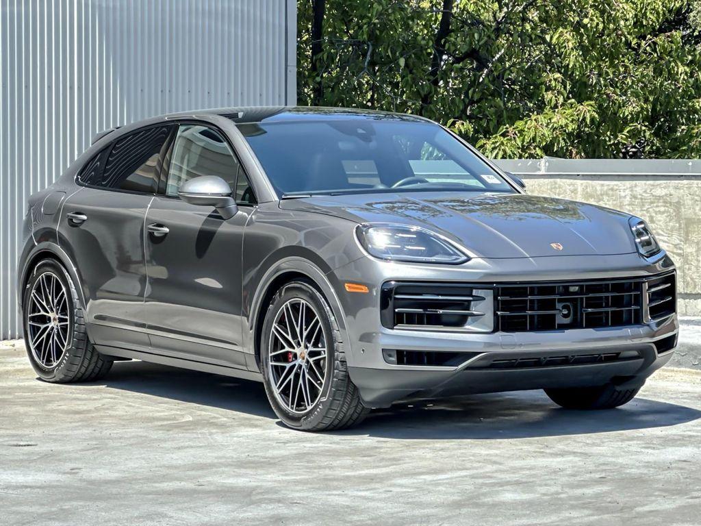 new 2025 Porsche Cayenne car, priced at $136,475