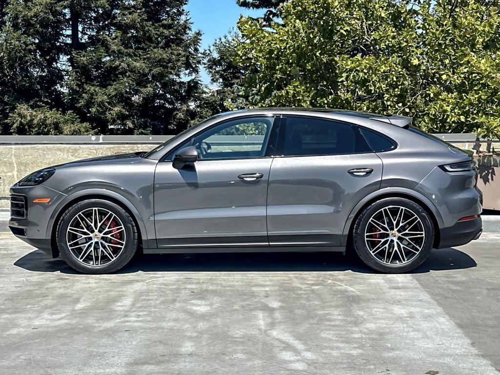 new 2025 Porsche Cayenne car, priced at $136,475