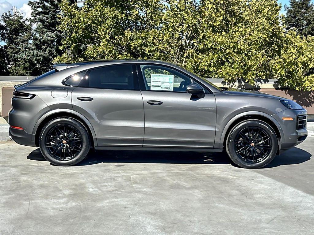 new 2025 Porsche Cayenne car, priced at $103,745