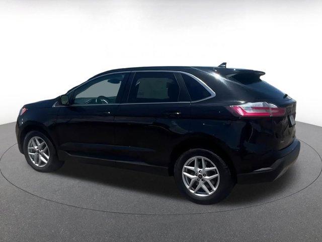 used 2024 Ford Edge car, priced at $21,381