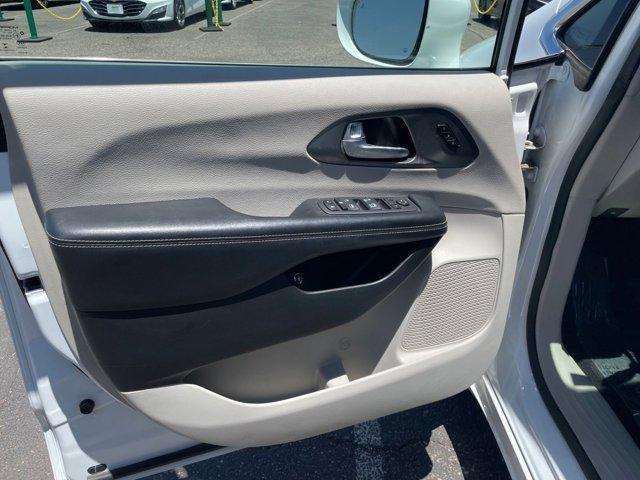 used 2022 Chrysler Pacifica Hybrid car, priced at $26,274