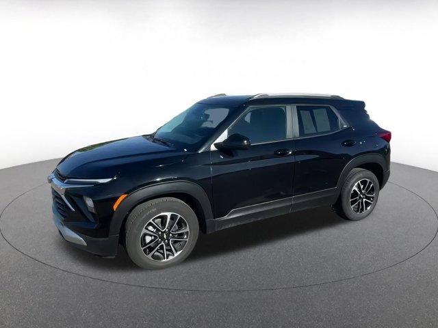 used 2025 Chevrolet TrailBlazer car, priced at $20,989