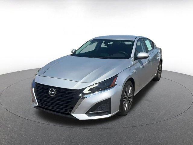 used 2023 Nissan Altima car, priced at $17,033