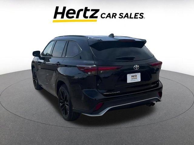 used 2024 Toyota Highlander car, priced at $42,328