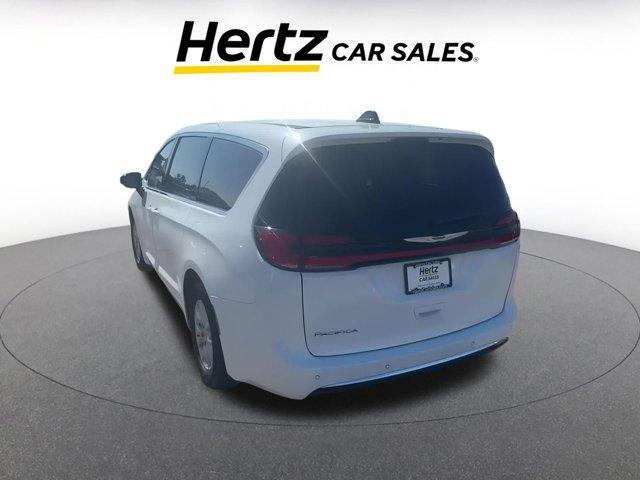 used 2024 Chrysler Pacifica car, priced at $32,242