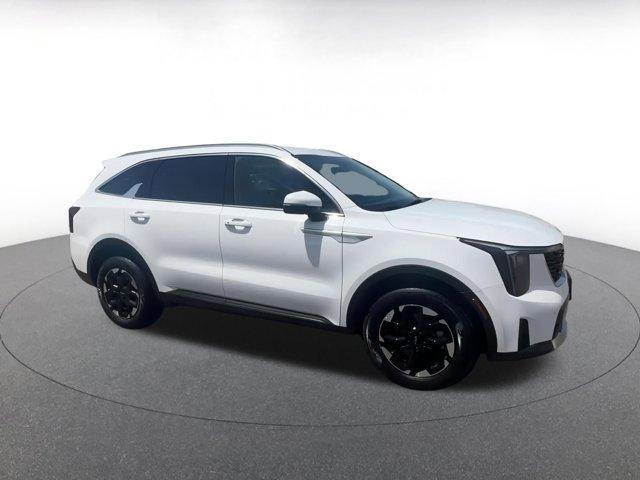 used 2024 Kia Sorento car, priced at $26,112