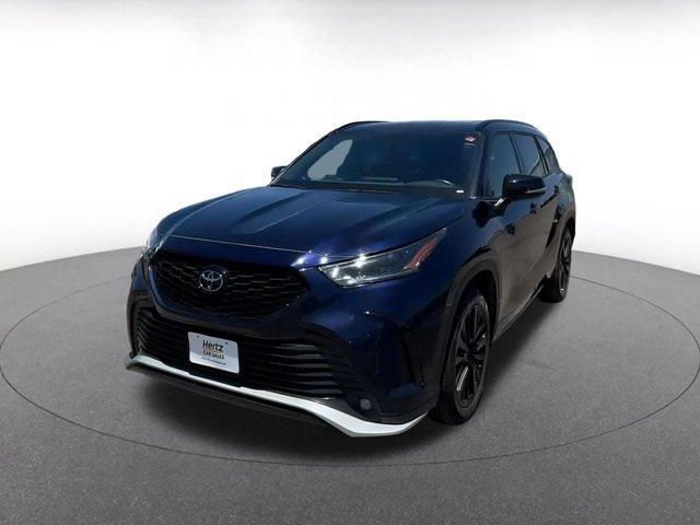used 2024 Toyota Highlander car, priced at $40,533