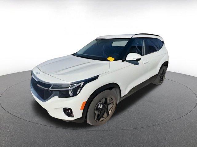 used 2025 Kia Seltos car, priced at $20,144