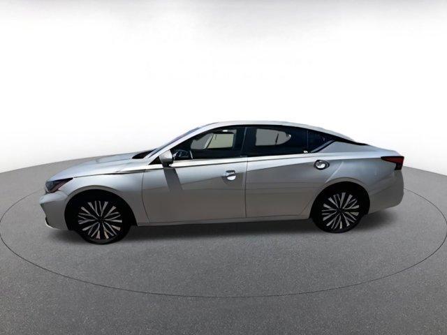 used 2023 Nissan Altima car, priced at $15,206