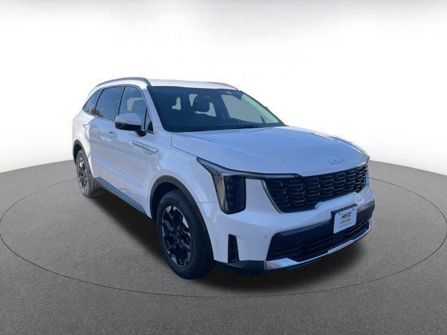 used 2024 Kia Sorento car, priced at $28,834
