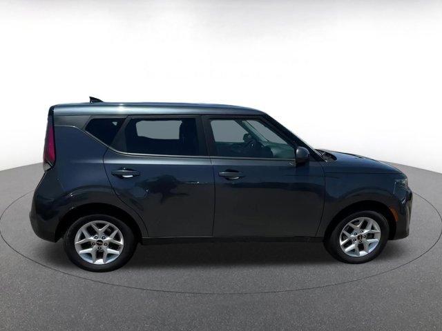 used 2024 Kia Soul car, priced at $18,220