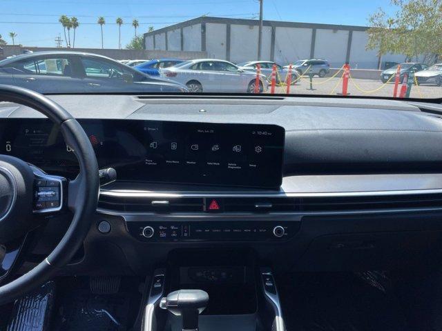 used 2024 Kia Sorento car, priced at $26,015
