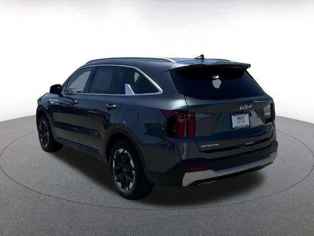 used 2024 Kia Sorento car, priced at $26,015