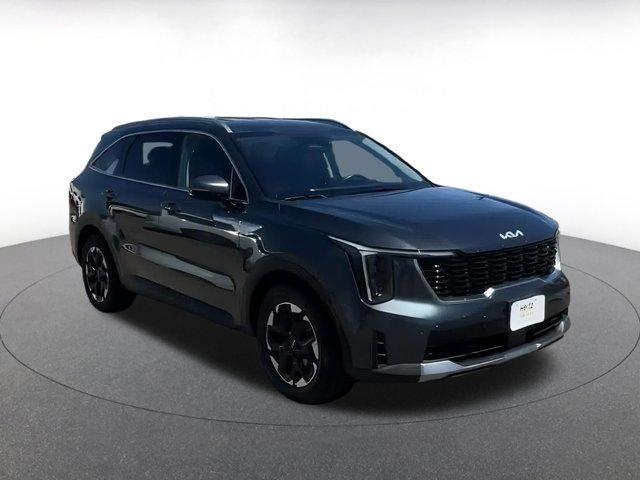 used 2024 Kia Sorento car, priced at $26,015