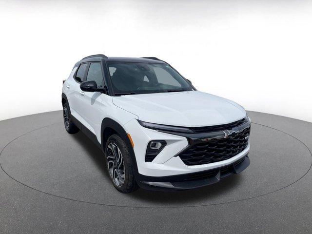 used 2024 Chevrolet TrailBlazer car, priced at $27,363