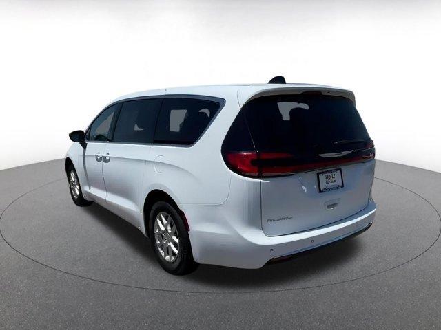 used 2024 Chrysler Pacifica car, priced at $30,874