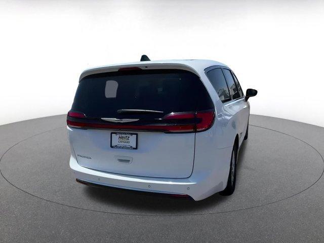 used 2024 Chrysler Pacifica car, priced at $30,874