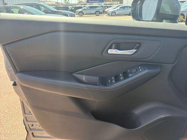 used 2024 Nissan Rogue car, priced at $25,557