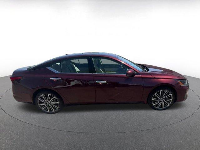 used 2024 Nissan Altima car, priced at $25,574