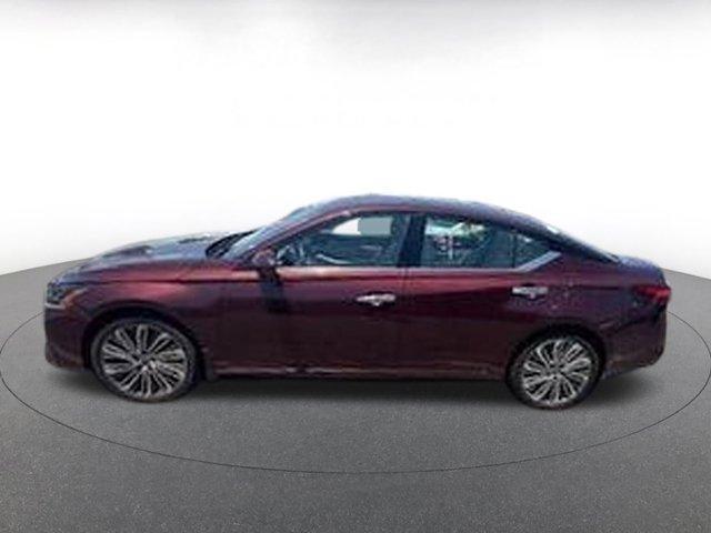 used 2024 Nissan Altima car, priced at $25,674