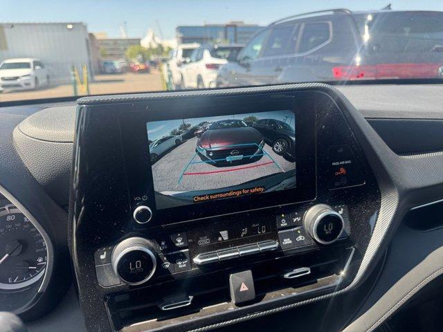 used 2024 Toyota Highlander car, priced at $42,046