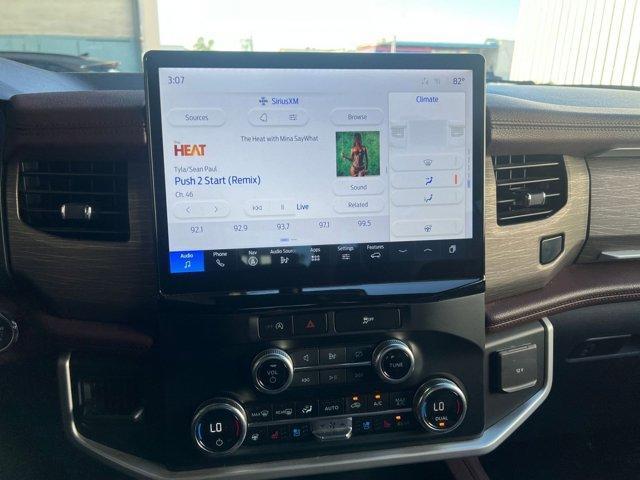 used 2024 Ford Expedition car, priced at $49,912