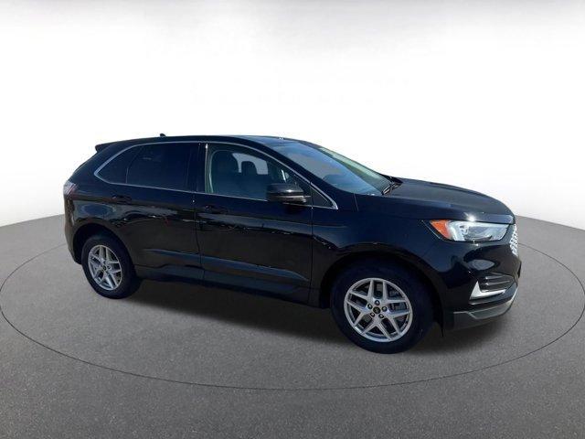 used 2024 Ford Edge car, priced at $23,321
