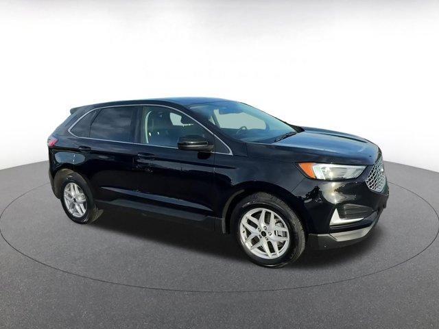 used 2024 Ford Edge car, priced at $22,818