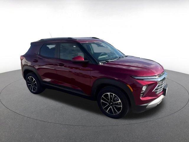 used 2025 Chevrolet TrailBlazer car, priced at $21,210