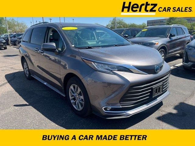 used 2023 Toyota Sienna car, priced at $42,267