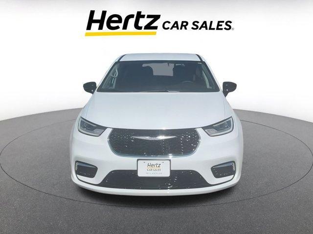 used 2024 Chrysler Pacifica car, priced at $33,124