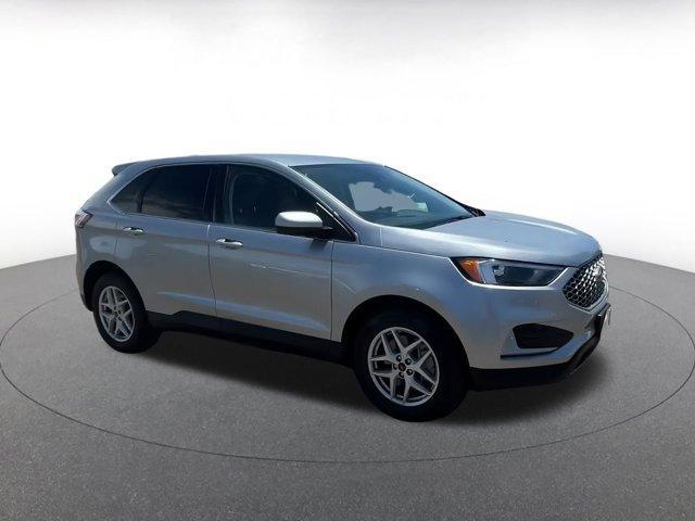 used 2024 Ford Edge car, priced at $21,105