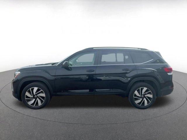 used 2024 Volkswagen Atlas car, priced at $33,450