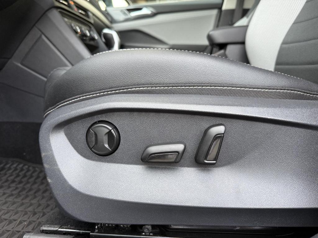used 2022 Volkswagen Taos car, priced at $24,197