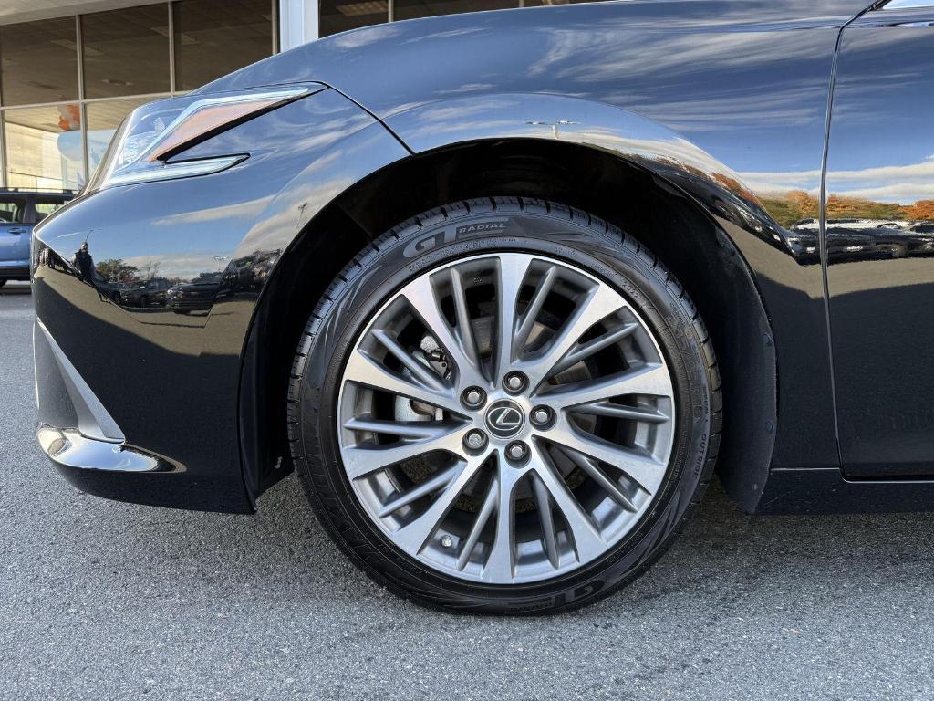 used 2021 Lexus ES 350 car, priced at $30,932