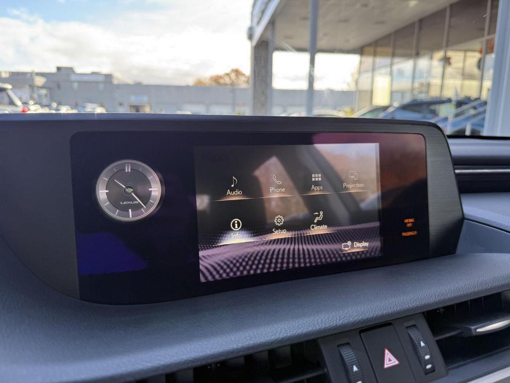 used 2021 Lexus ES 350 car, priced at $30,932